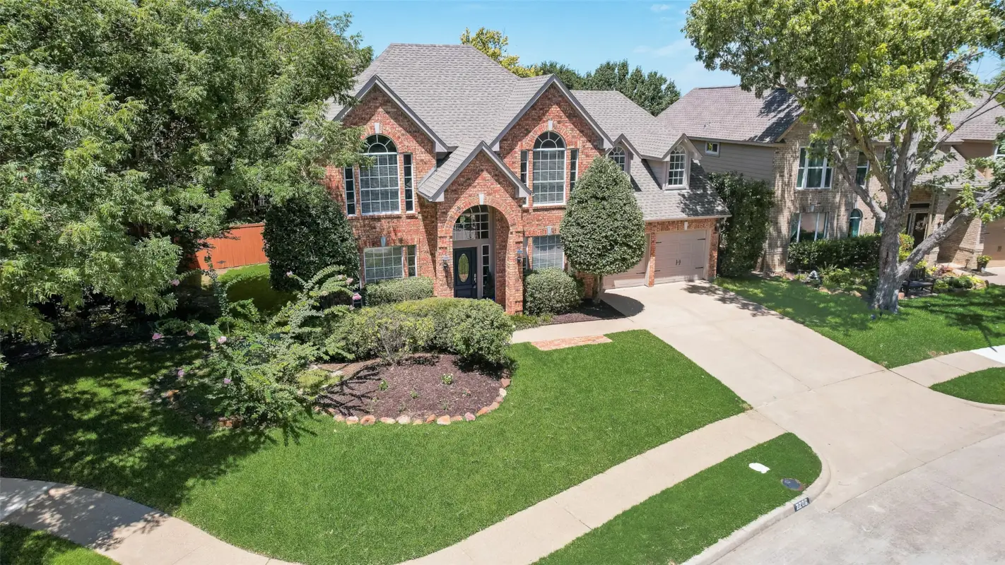 2206 Green Hill Drive, McKinney, Texas