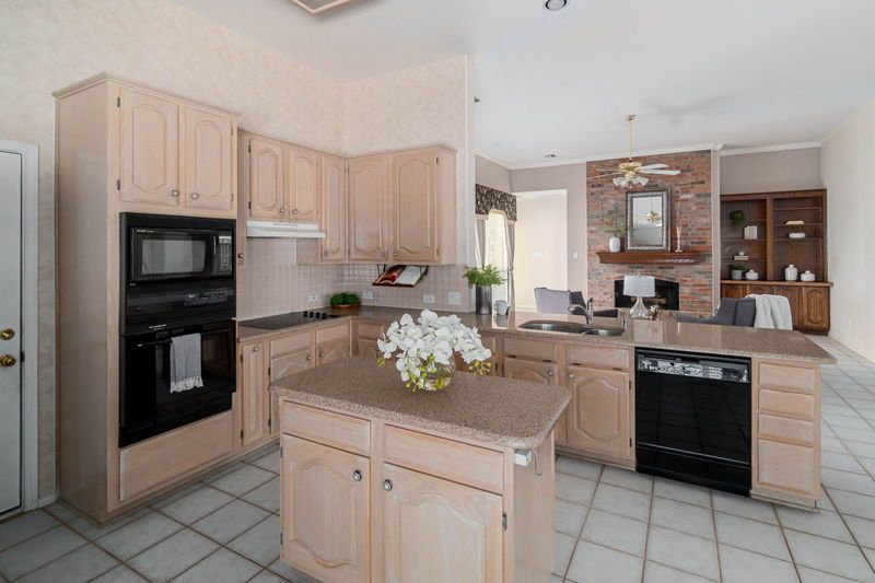    Chef s Kitchen 