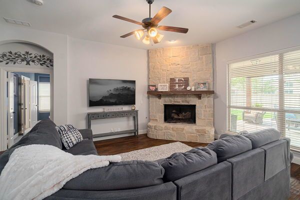    Inviting Family Room 