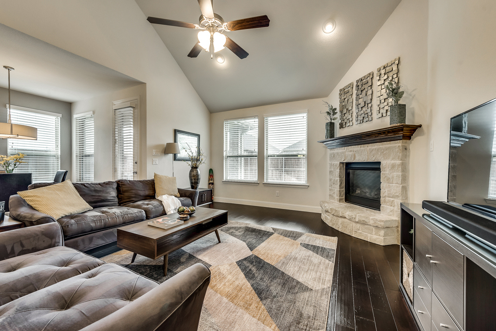    Inviting Family Room 