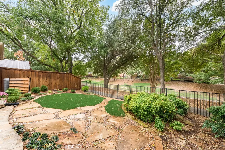4812 Rockcreek Lane, Plano, Texas 75024