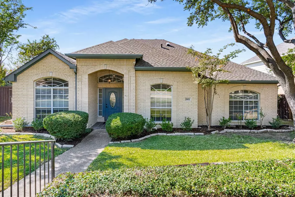 2401 Manchester Dr Carrollton, TX 75006